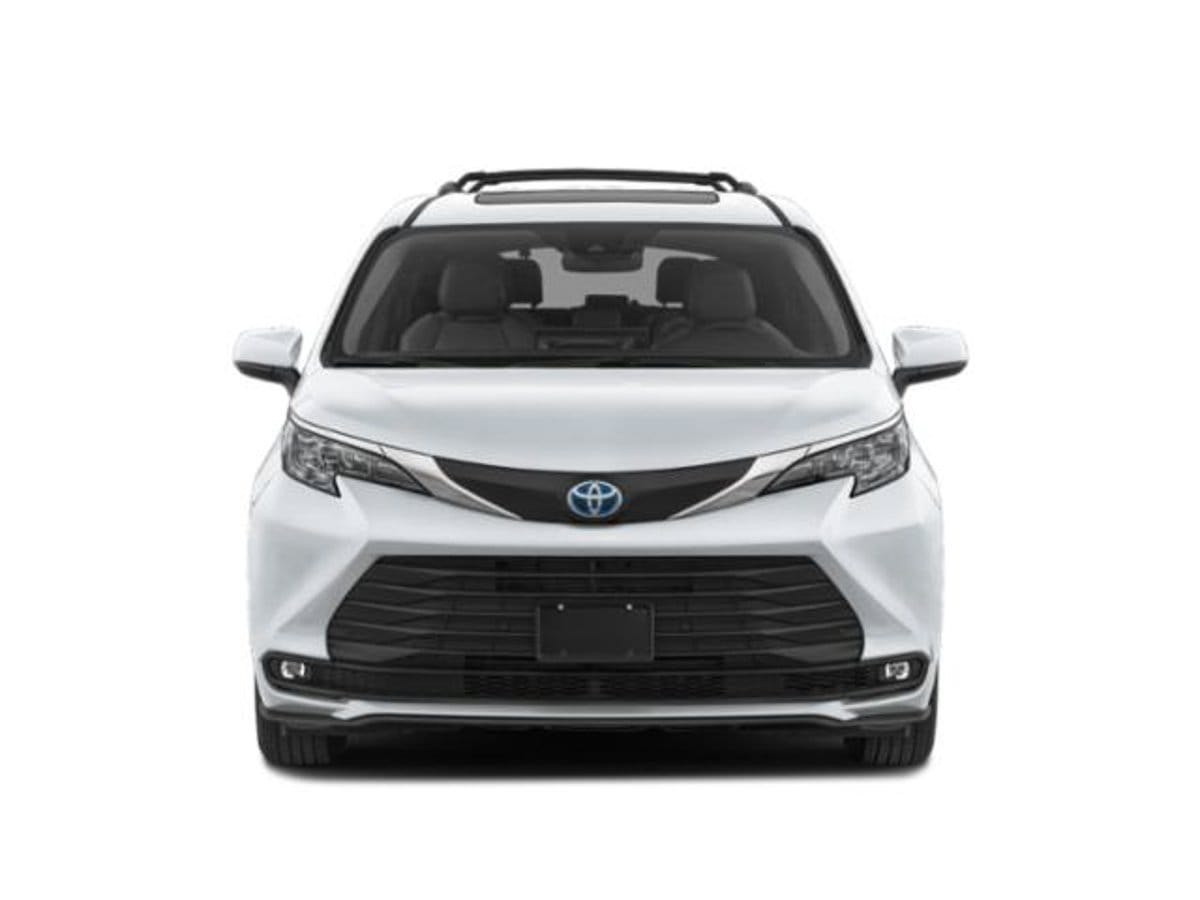 6 thumbnail image of  2026 Toyota Sienna XLE