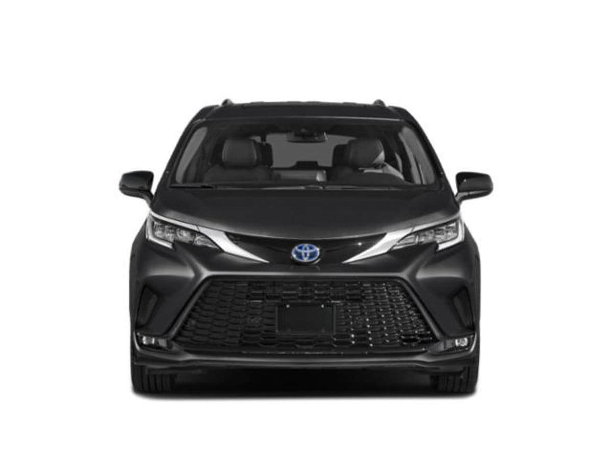 7 thumbnail image of  2026 Toyota Sienna XSE