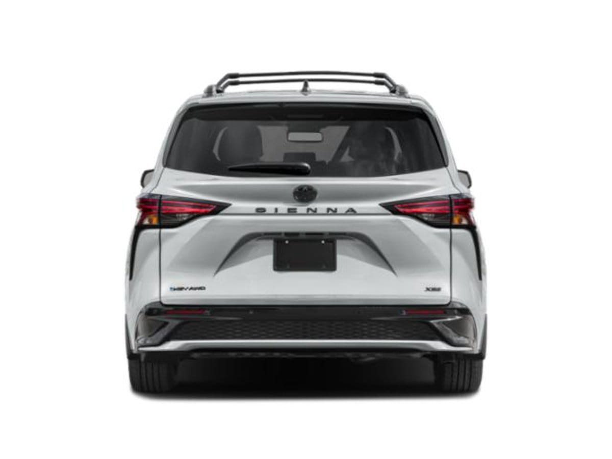 8 thumbnail image of  2026 Toyota Sienna XSE
