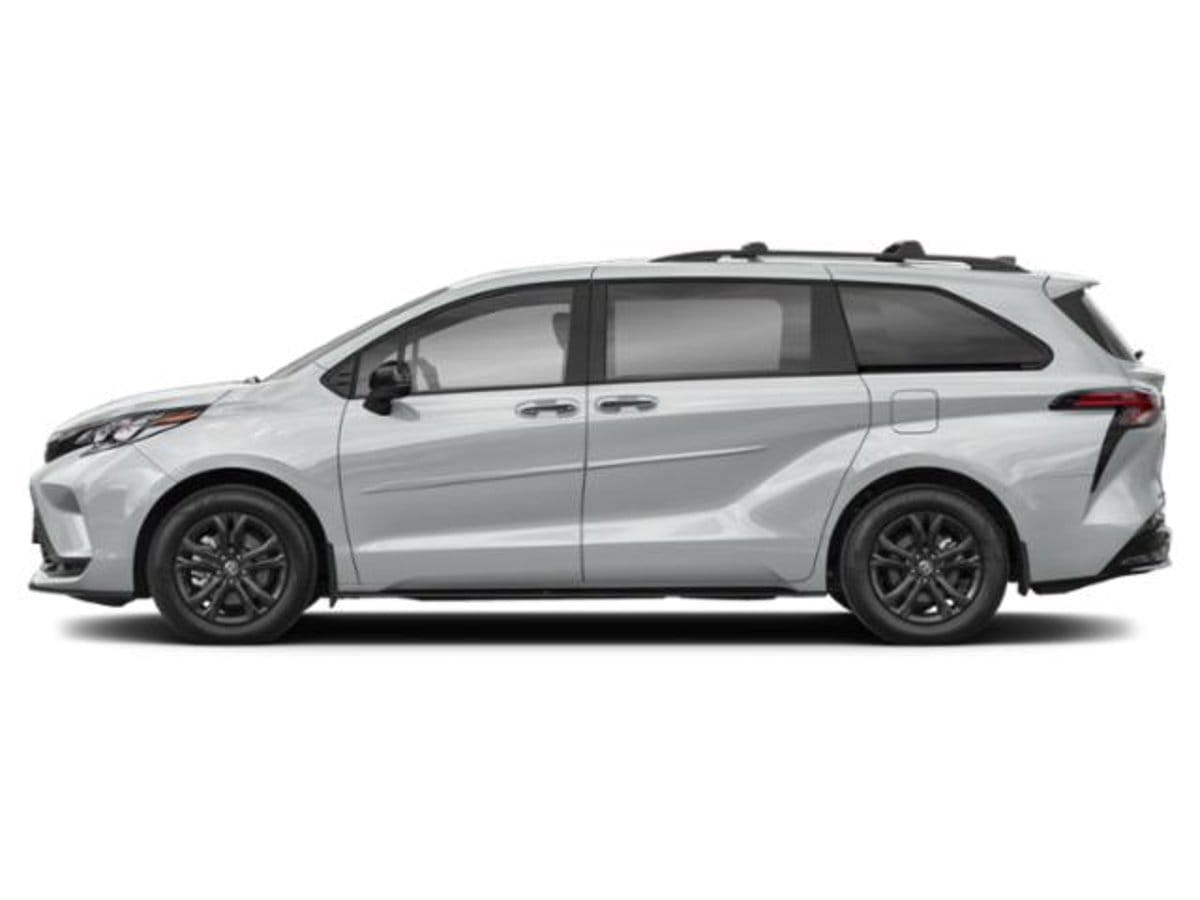 6 thumbnail image of  2026 Toyota Sienna XSE