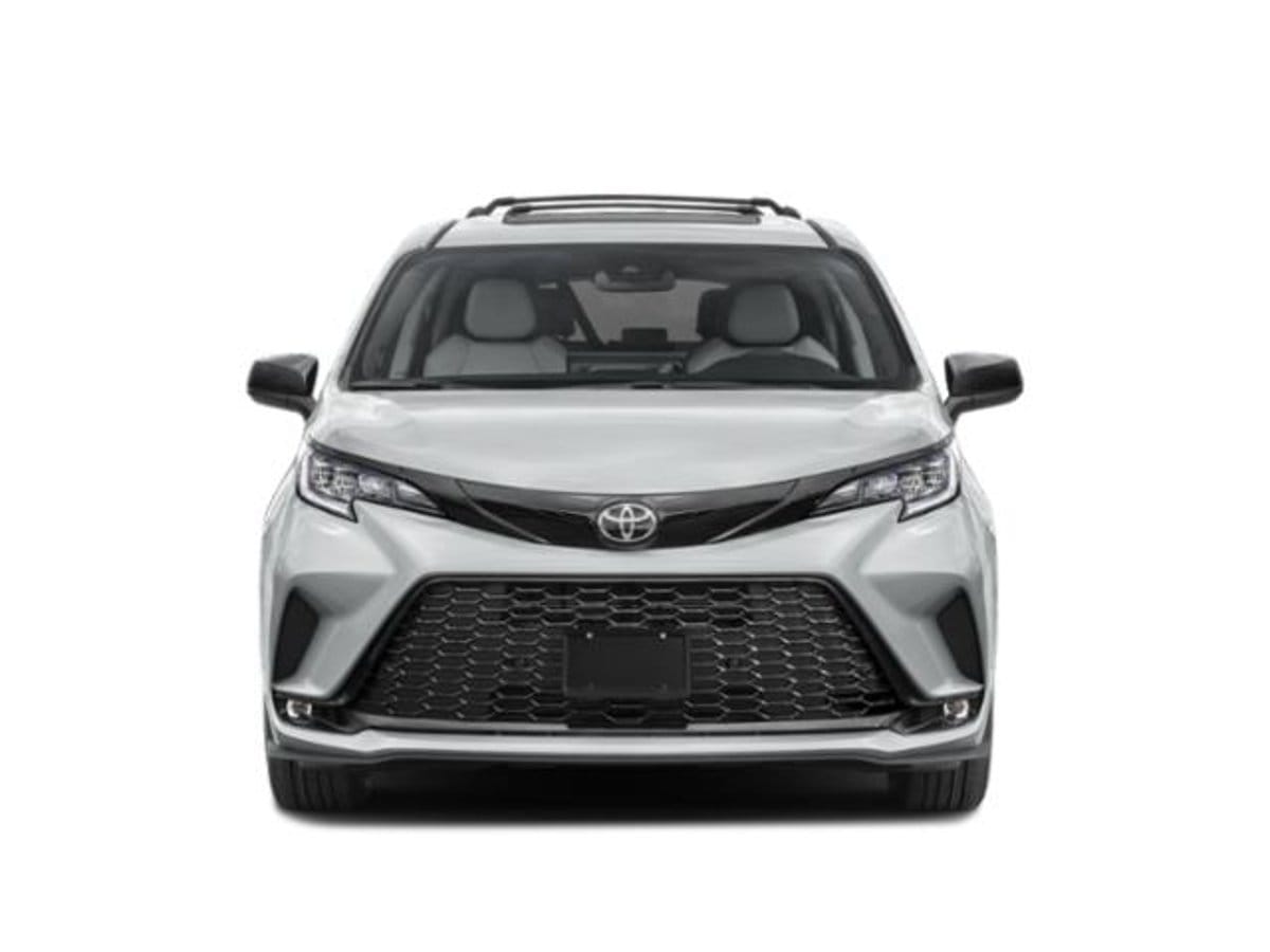 7 thumbnail image of  2026 Toyota Sienna XSE