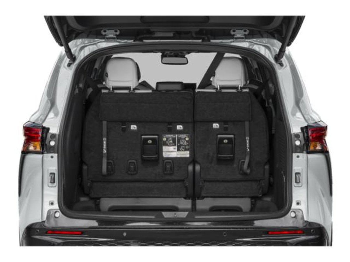 13 thumbnail image of  2026 Toyota Sienna XSE FWD 7-Passenger