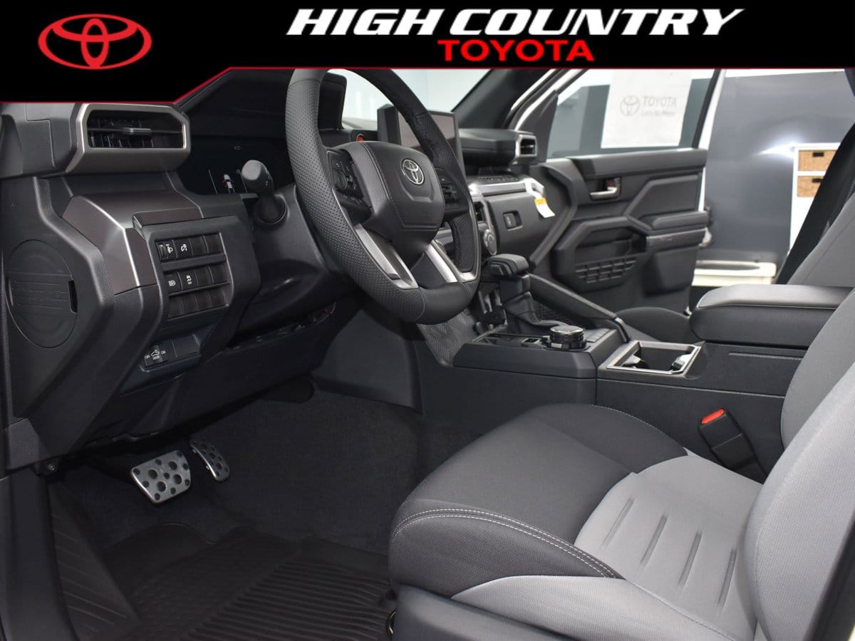 2026 Toyota Tacoma TRD Sport - Photo 17