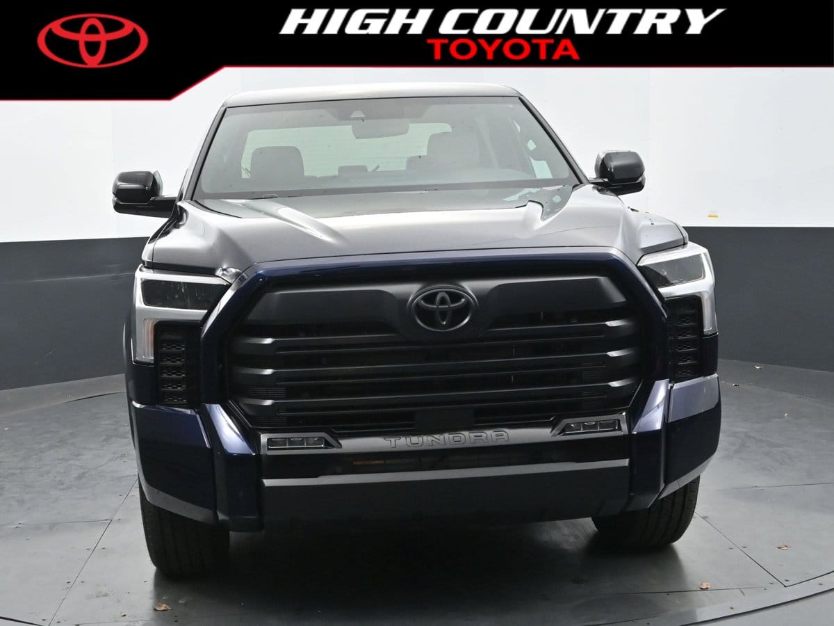 2026 Toyota Tundra Limited - Photo 8