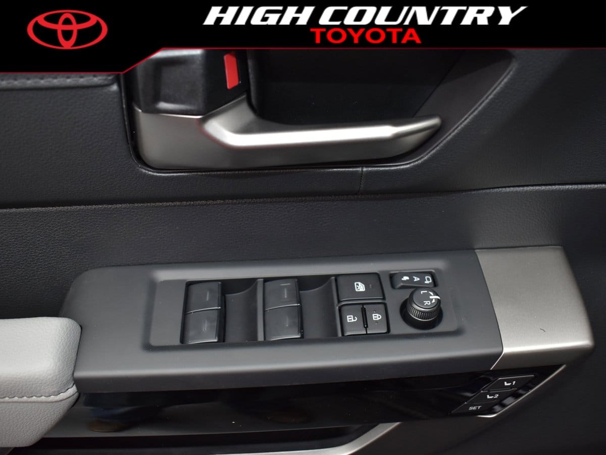 2026 Toyota Tundra Limited - Photo 15