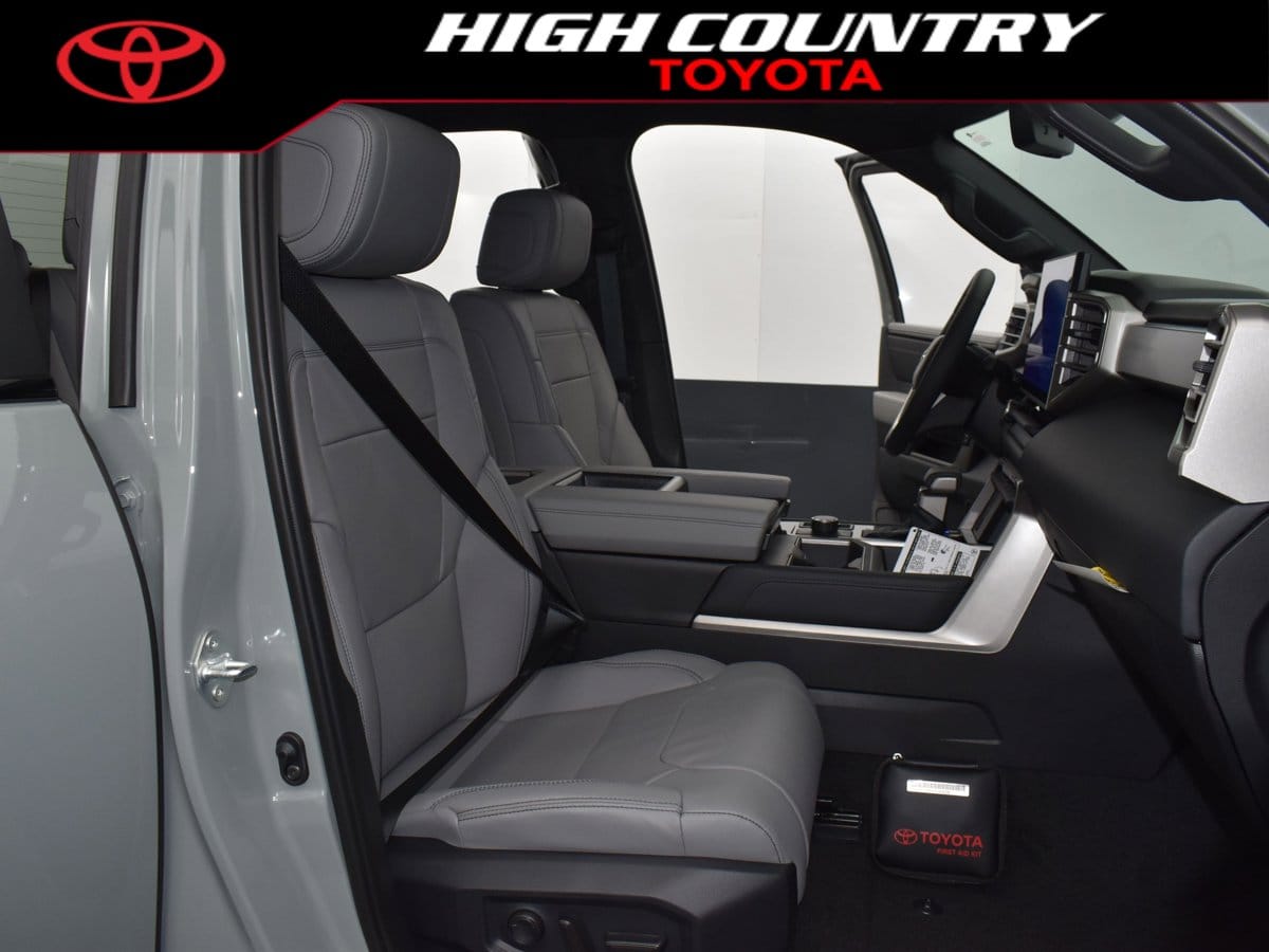 2026 Toyota Tundra Limited - Photo 26