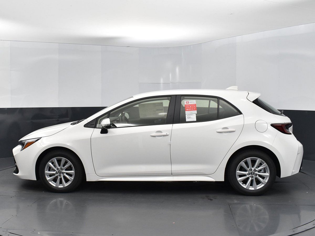 Used 2025 Toyota Corolla Hatchback SE with VIN JTND4MBE9S3234379 for sale in Scottsboro, AL