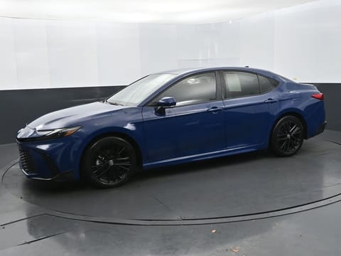 1 image of 2025 Toyota Camry SE