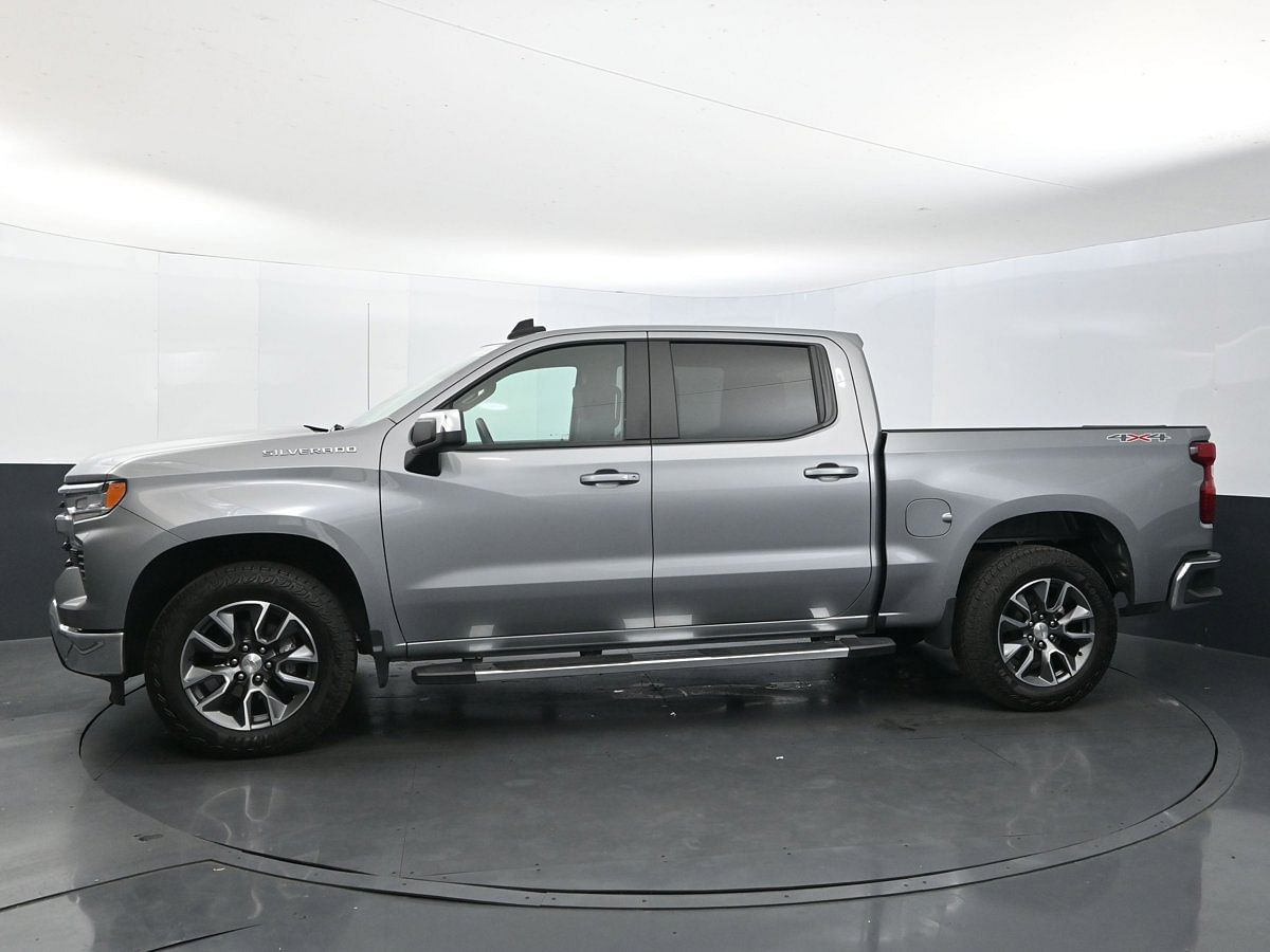 Used 2024 Chevrolet Silverado 1500 LT with VIN 1GCPDKEK4RZ115069 for sale in Scottsboro, AL