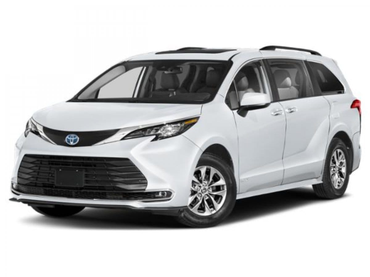 1 placeholder image of  2025 Toyota Sienna XLE