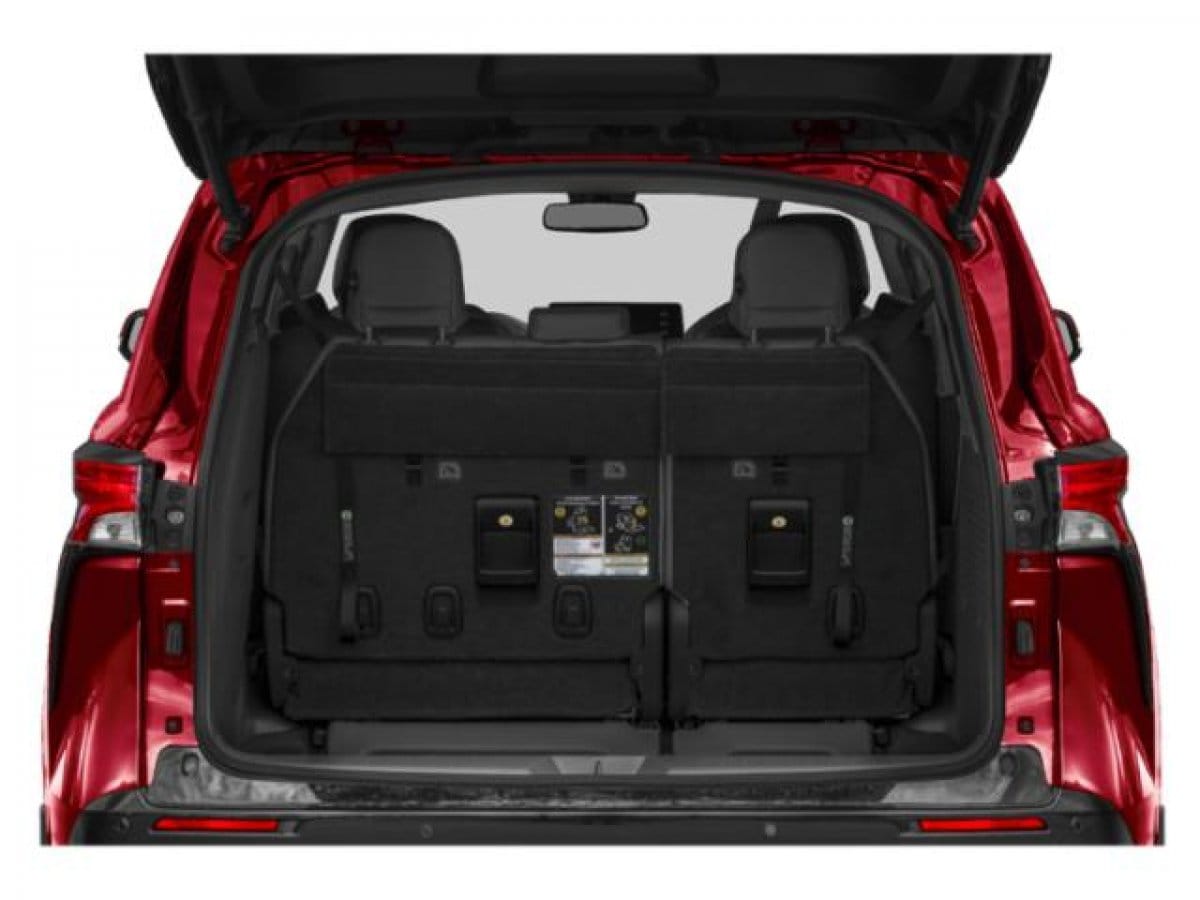 14 thumbnail image of  2026 Toyota Sienna Limited