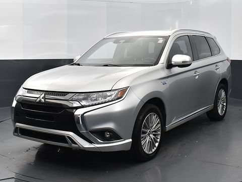 1 image of 2022 Mitsubishi Outlander PHEV SEL