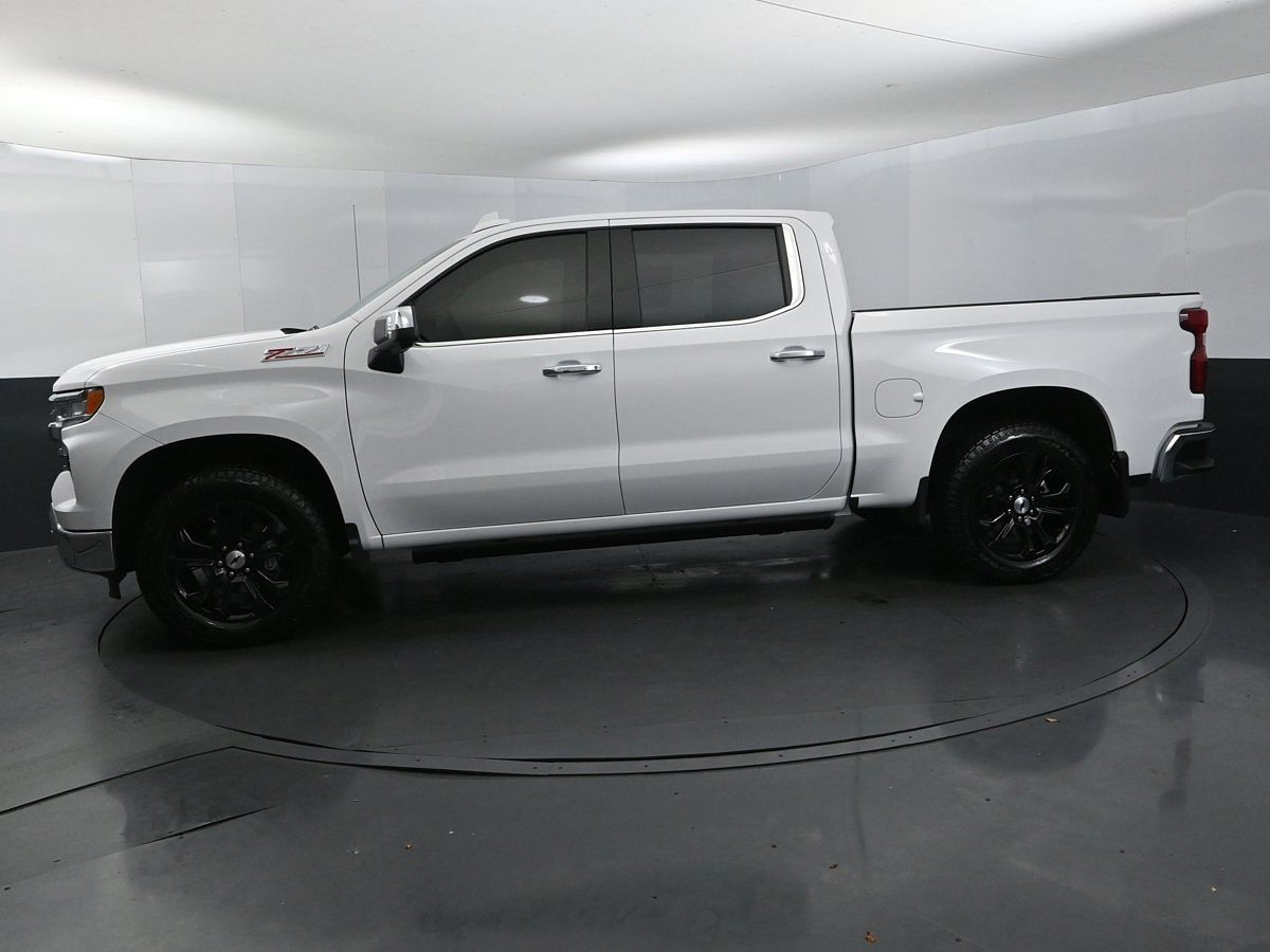 Used 2024 Chevrolet Silverado 1500 LTZ with VIN 2GCUDGED5R1238647 for sale in Scottsboro, AL