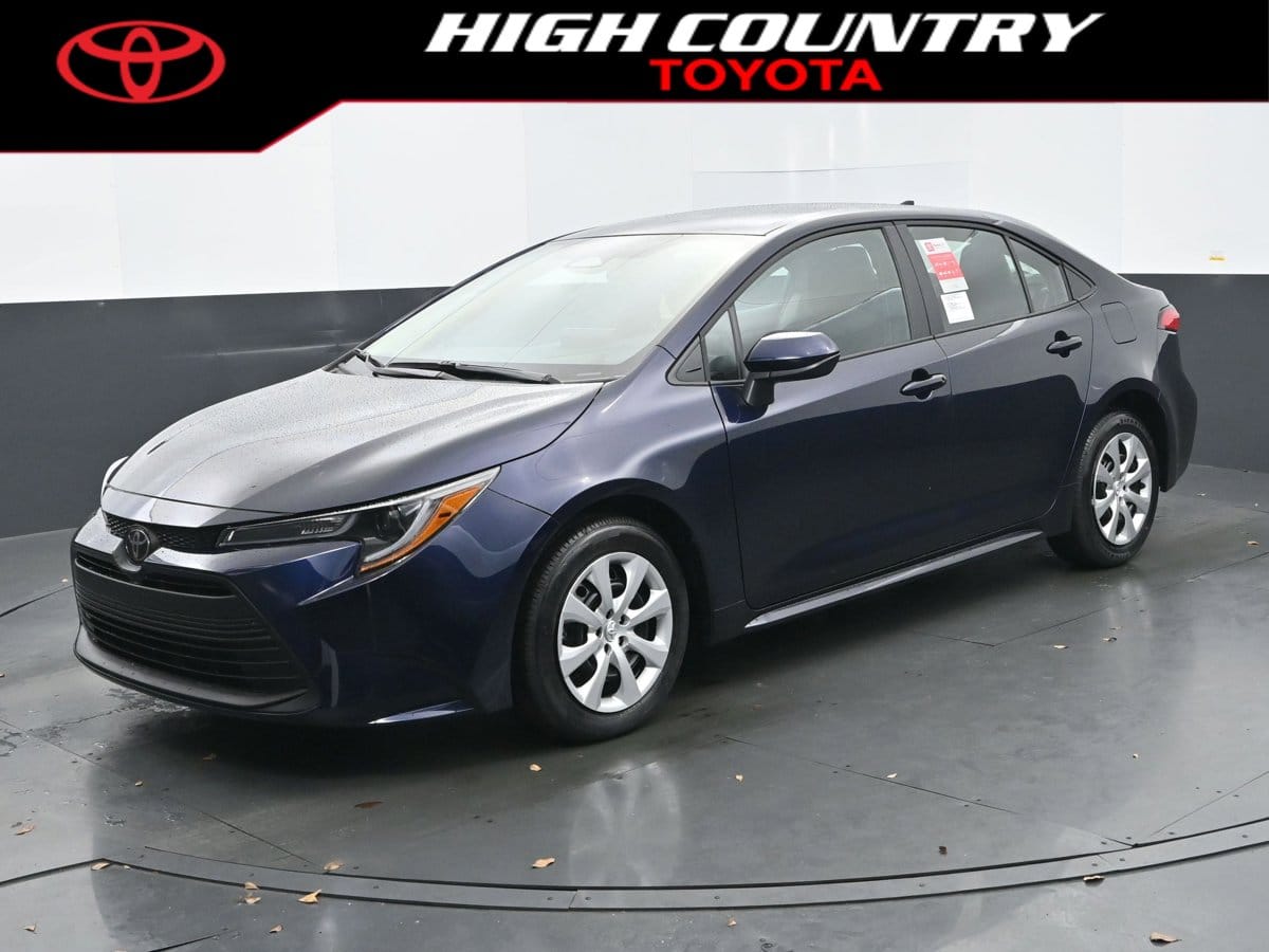 2026 Toyota Corolla LE's photo