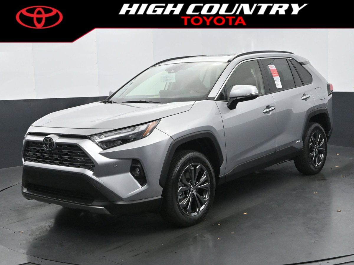 2025 Toyota RAV4 Limited's photo