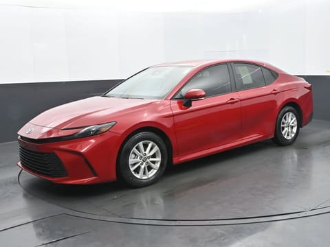 1 image of 2025 Toyota Camry LE