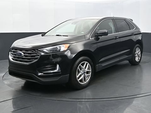 1 image of 2022 Ford Edge SEL