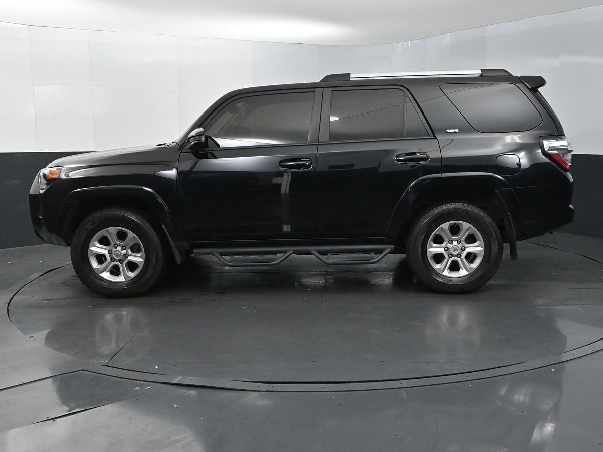 Used 2022 Toyota 4Runner SR5 with VIN JTEMU5JR5N5991606 for sale in Scottsboro, AL