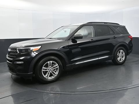 1 image of 2023 Ford Explorer XLT