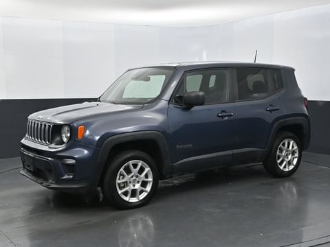 1 image of 2023 Jeep Renegade Latitude