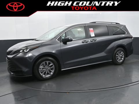 1 image of 2025 Toyota Sienna LE