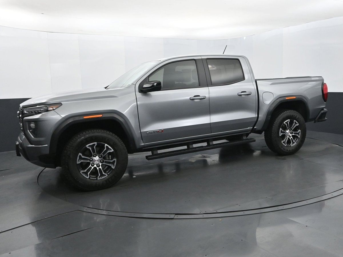 2024 GMC Canyon AT4's photo