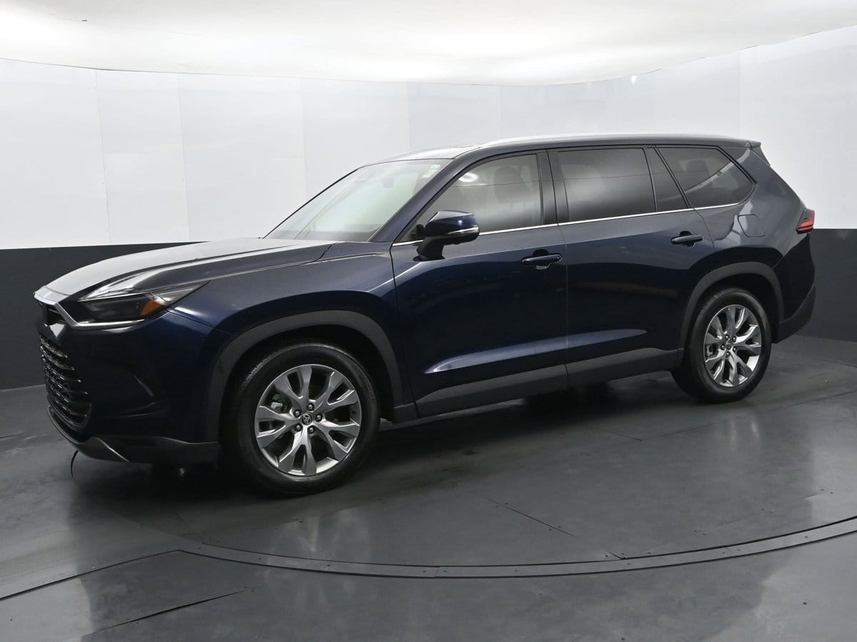 2025 Toyota Grand Highlander Limited's photo