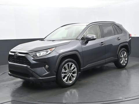 1 image of 2019 Toyota RAV4 XLE Premium