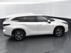 35 thumbnail image of  2025 Toyota Highlander Hybrid XLE