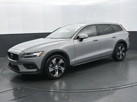 1 image of 2025 Volvo V60 Cross Country Plus