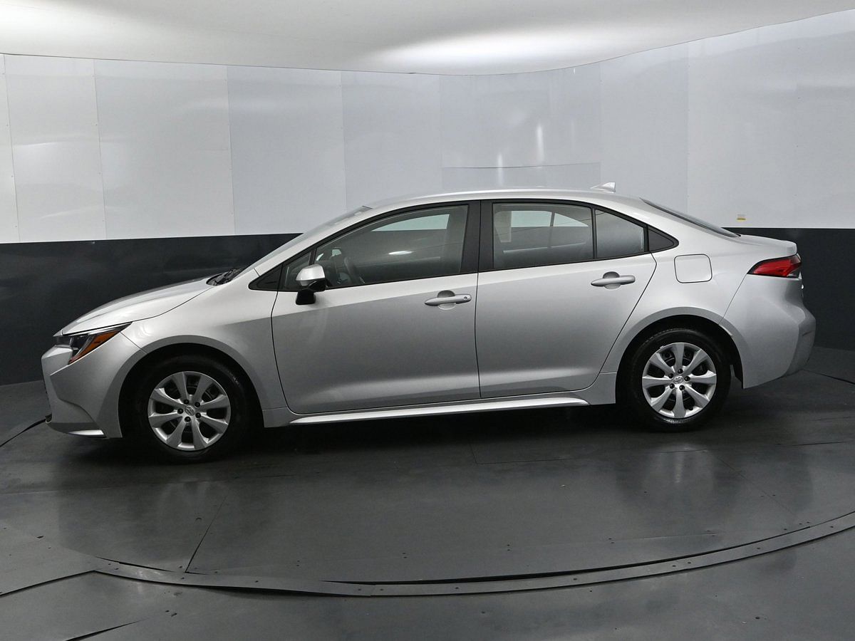Used 2025 Toyota Corolla LE with VIN 5YFB4MDE7SP254128 for sale in Scottsboro, AL