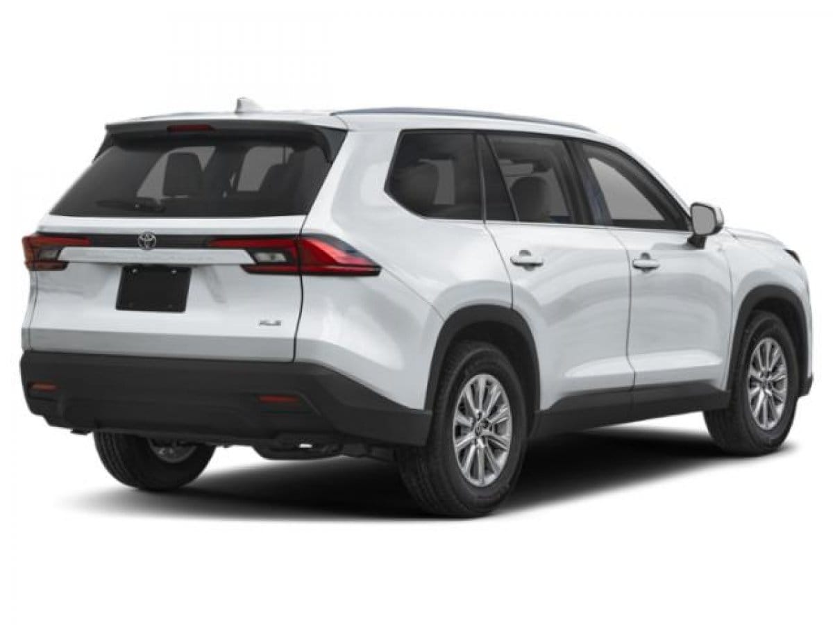 2 thumbnail image of  2026 Toyota Grand Highlander XLE