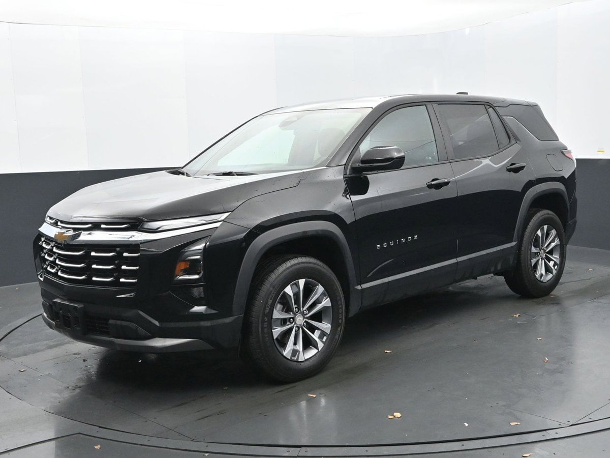 2025 Chevrolet Equinox LT's photo