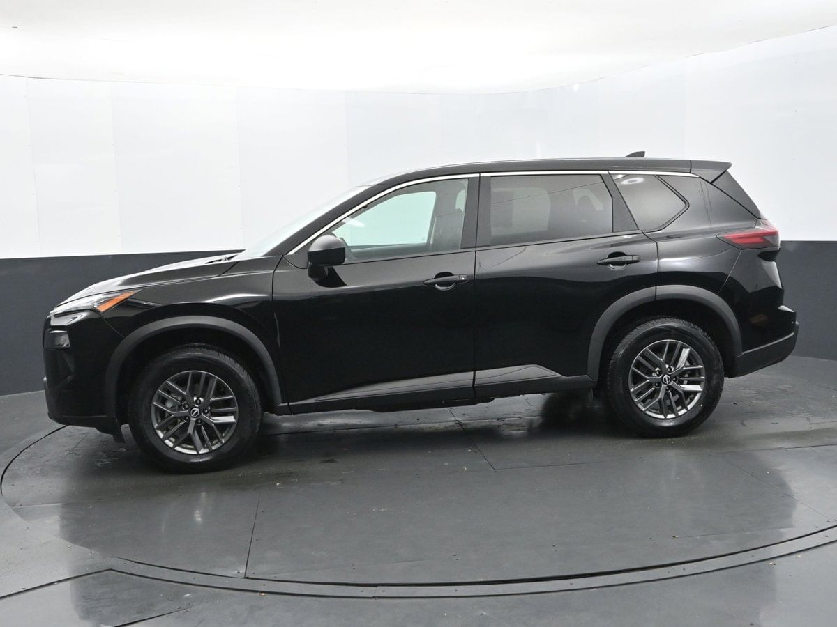 Used 2024 Nissan Rogue S with VIN 5N1BT3AA0RC687125 for sale in Scottsboro, AL