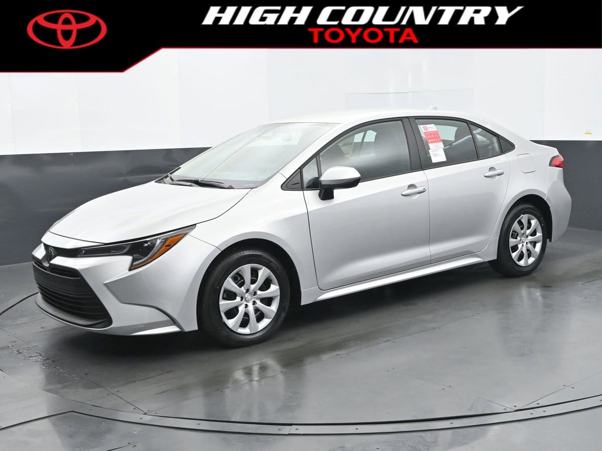 2026 Toyota Corolla LE's photo