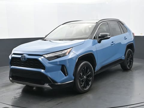 1 image of 2023 Toyota RAV4 Hybrid XSE