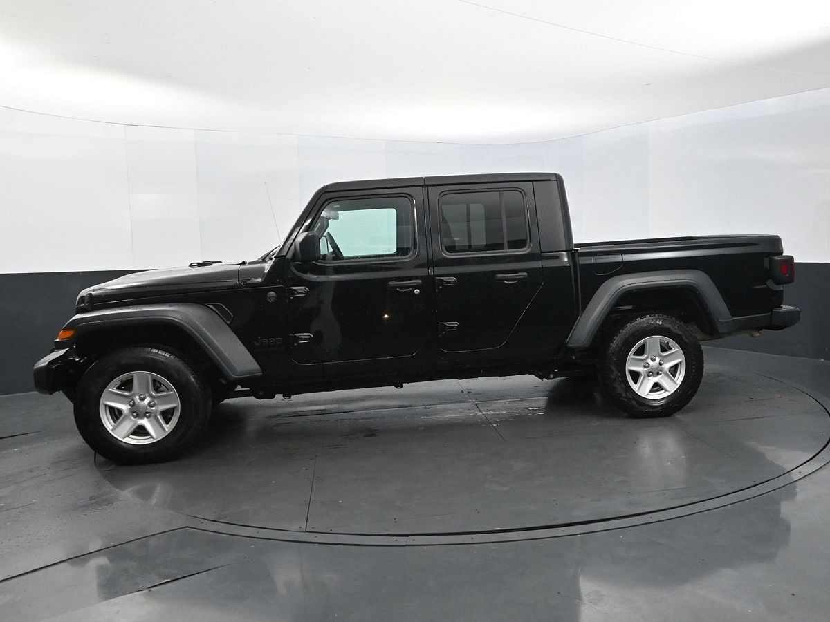 Used 2023 Jeep Gladiator Sport S with VIN 1C6HJTAG3PL522408 for sale in Scottsboro, AL