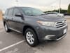 3 thumbnail image of  2012 Toyota Highlander SE