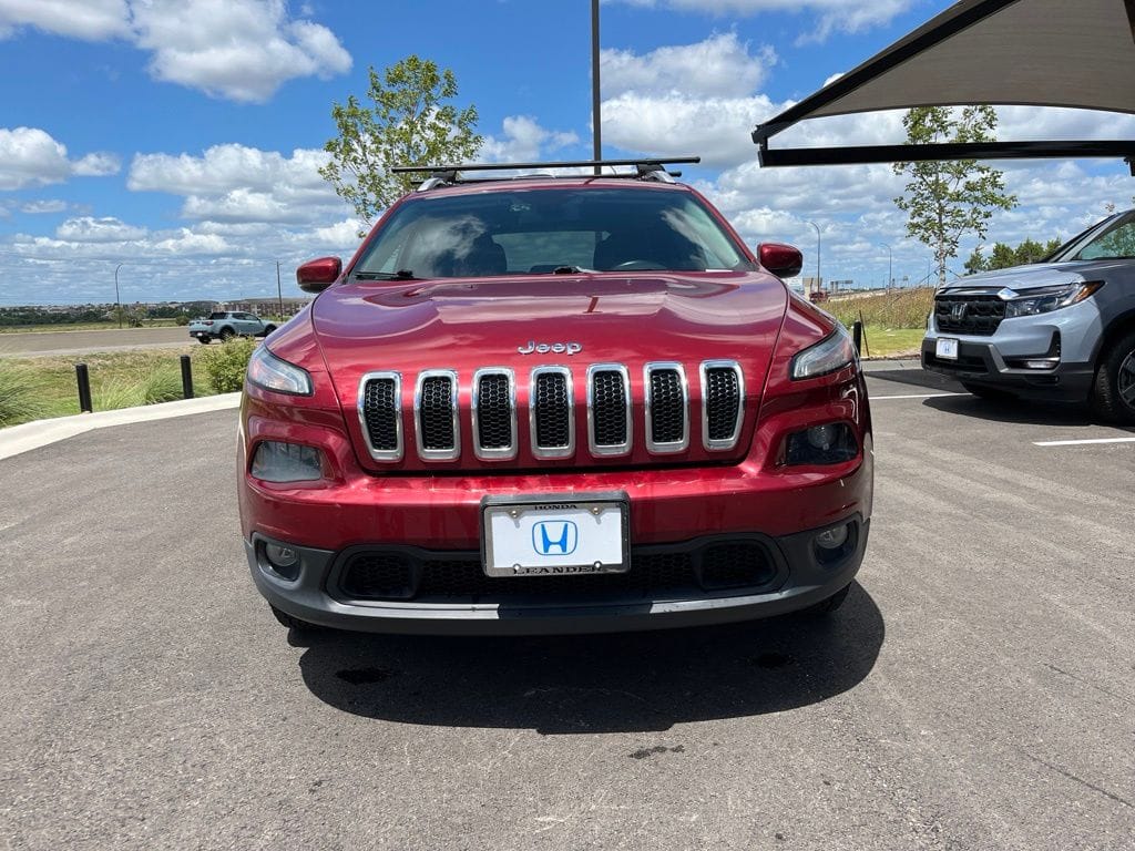 Used 2017 Jeep Cherokee Latitude with VIN 1C4PJMCBXHW622260 for sale in Leander, TX