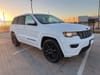 3 thumbnail image of  2017 Jeep Grand Cherokee Altitude