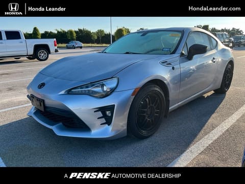 1 image of 2018 Toyota 86 GT