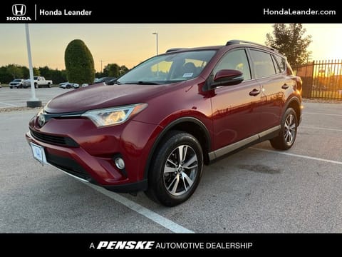 1 image of 2018 Toyota RAV4 XLE