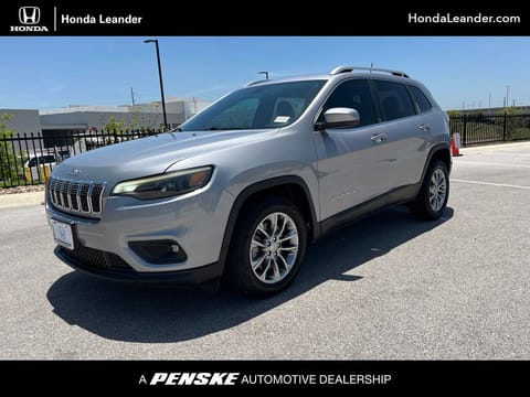 1 image of 2019 Jeep Cherokee Latitude Plus