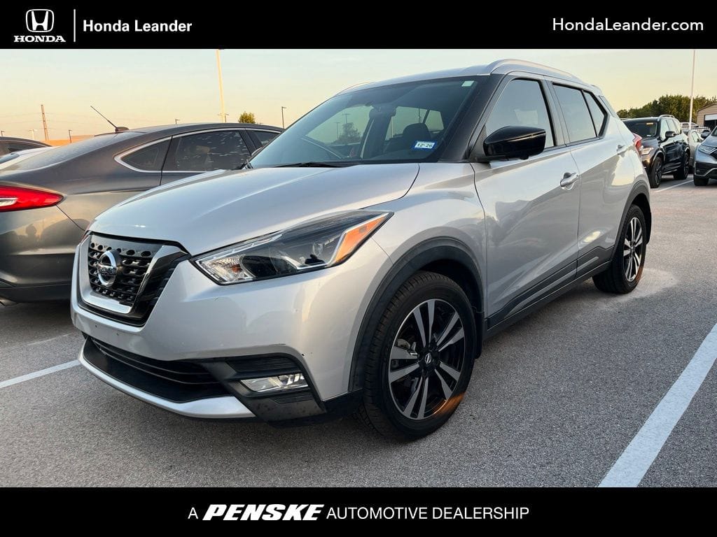 2019 Nissan Kicks SR