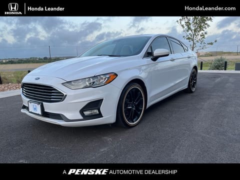 1 image of 2020 Ford Fusion SE