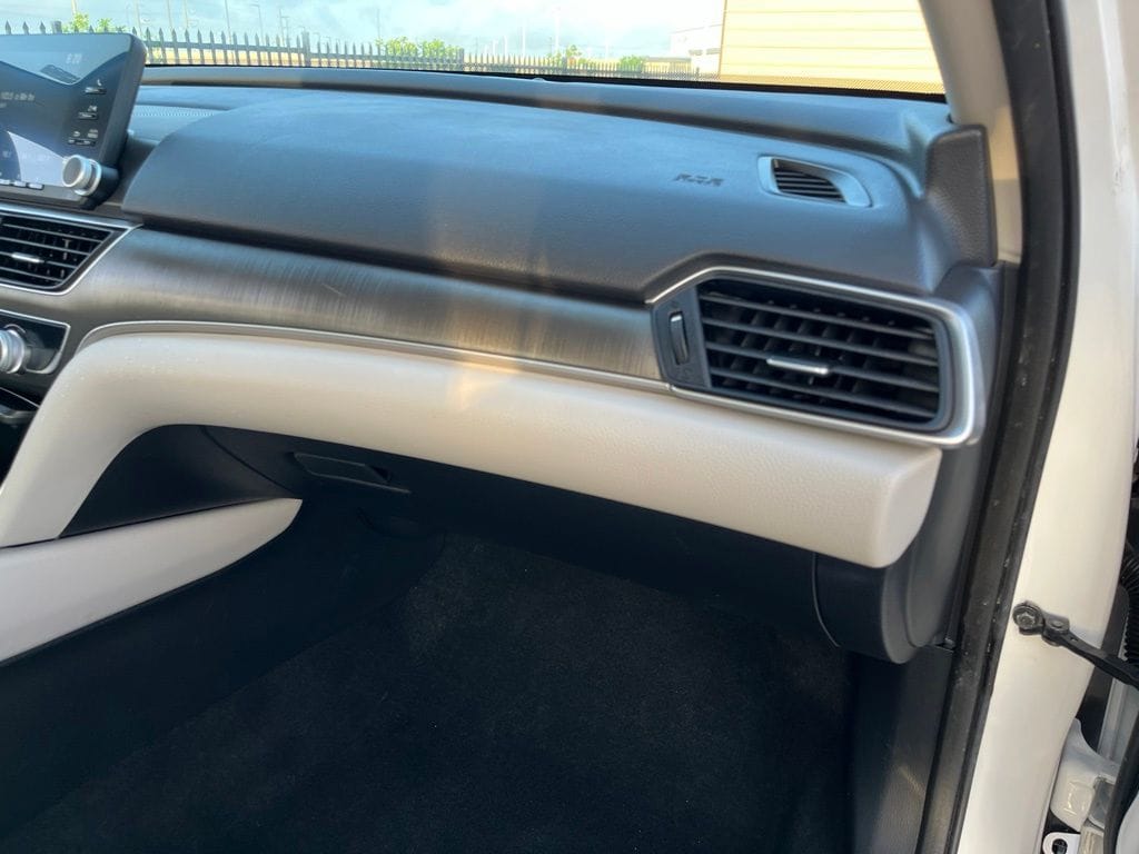 2020 Honda Accord LX - Photo 27