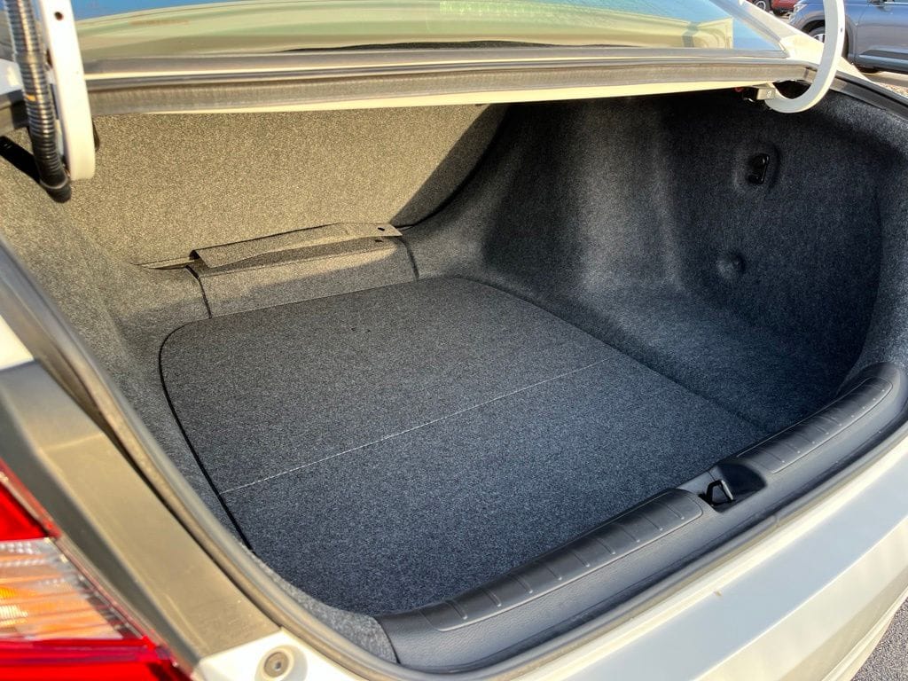 2020 Honda Accord LX - Photo 8