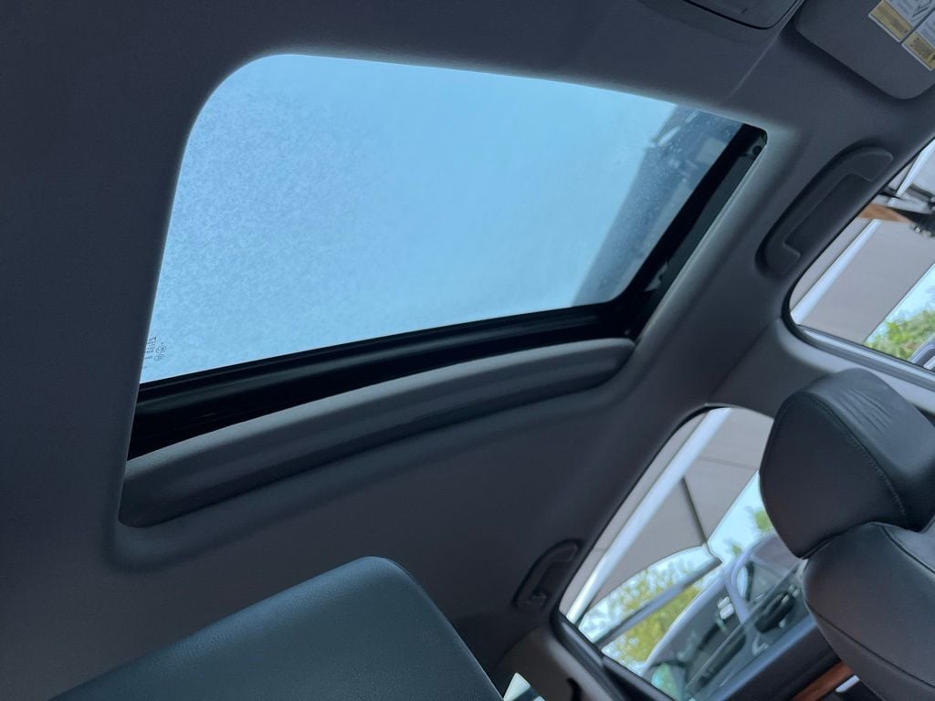 2020 Honda CR-V Touring - Photo 31