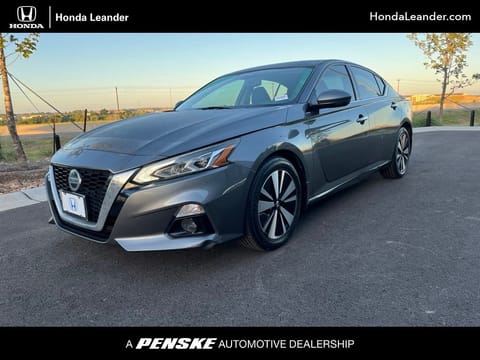 1 image of 2020 Nissan Altima 2.5 SV