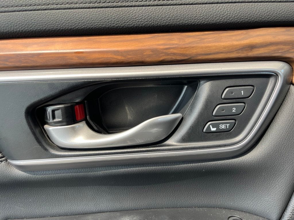 2021 Honda CR-V Touring - Photo 11